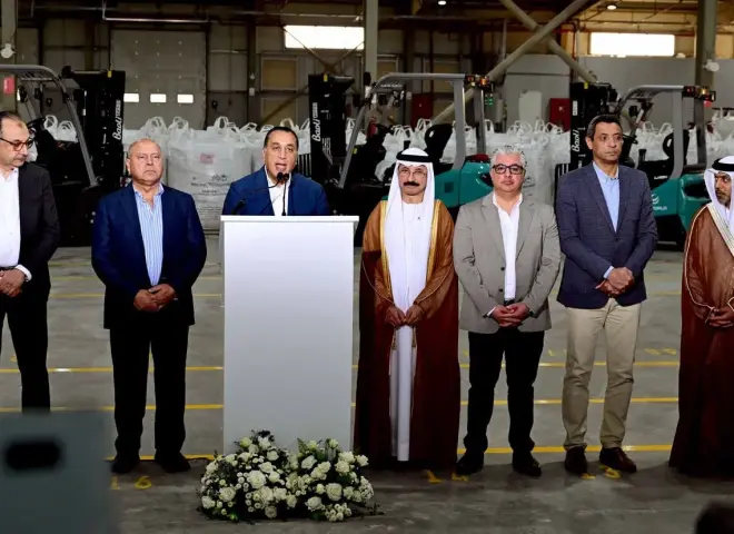 مدبولي: نستهدف نموا اقتصاديا يصل لـ8% ولا ننسى البعد الاجتماعي ونتحرك في قطاعي الصحة والتعليم مدبولي: نستهدف نموا اقتصاديا يصل لـ8% ولا ننسى البعد الاجتماعي ونتحرك في قطاعي الصحة والتعليم
