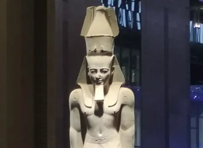 توجيه عاجل من وزير التعليم لكافة المدارس قبل افتتاح المتحف المصري الكبير توجيه عاجل من وزير التعليم لكافة المدارس قبل افتتاح المتحف المصري الكبير