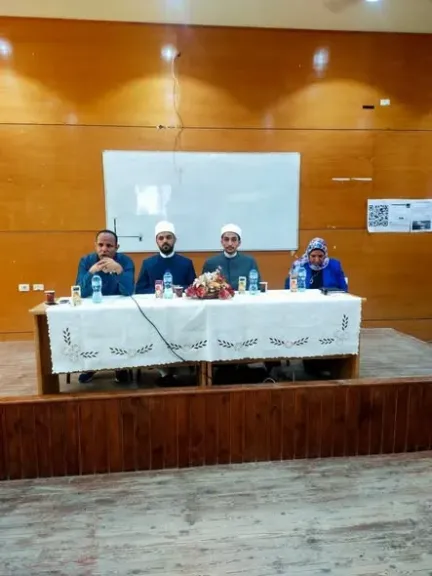 ضمن مبادرة «صحح مفاهيمك».. أوقاف السويس تنظّم ندوة علمية بجامعة السويس بعنوان خطورة التنمر
