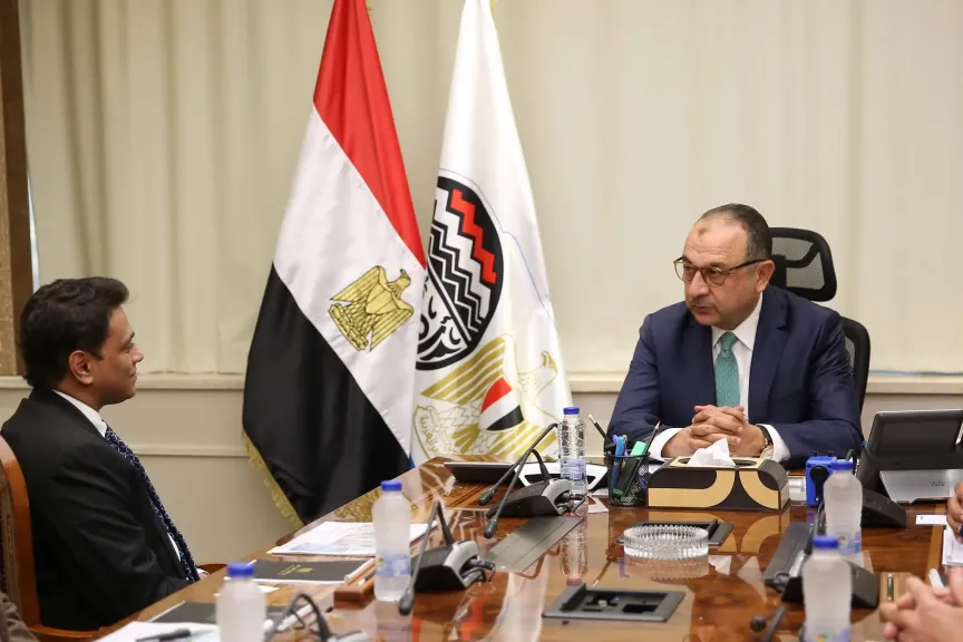 وزير قطاع الأعمال يستقبل وفدًا من شركة ”إندوراما” العالمية لبحث مجالات التعاون... وزير قطاع الأعمال يستقبل وفدًا من شركة ”إندوراما” العالمية لبحث مجالات التعاون المشترك