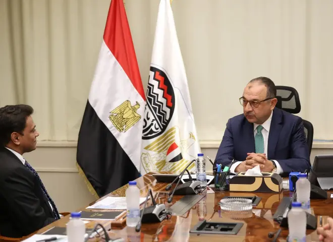 وزير قطاع الأعمال يستقبل وفدًا من شركة ”إندوراما” العالمية لبحث مجالات التعاون المشترك وزير قطاع الأعمال يستقبل وفدًا من شركة ”إندوراما” العالمية لبحث مجالات التعاون المشترك