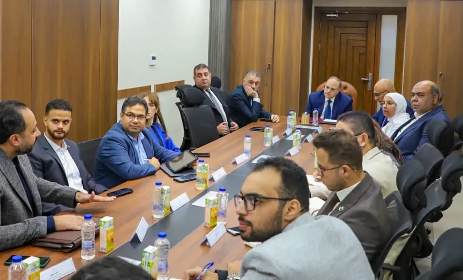 هيئة الدواء تبحث آليات تنفيذ مشروع الروشتة الرقمية هيئة الدواء تبحث آليات تنفيذ مشروع الروشتة الرقمية