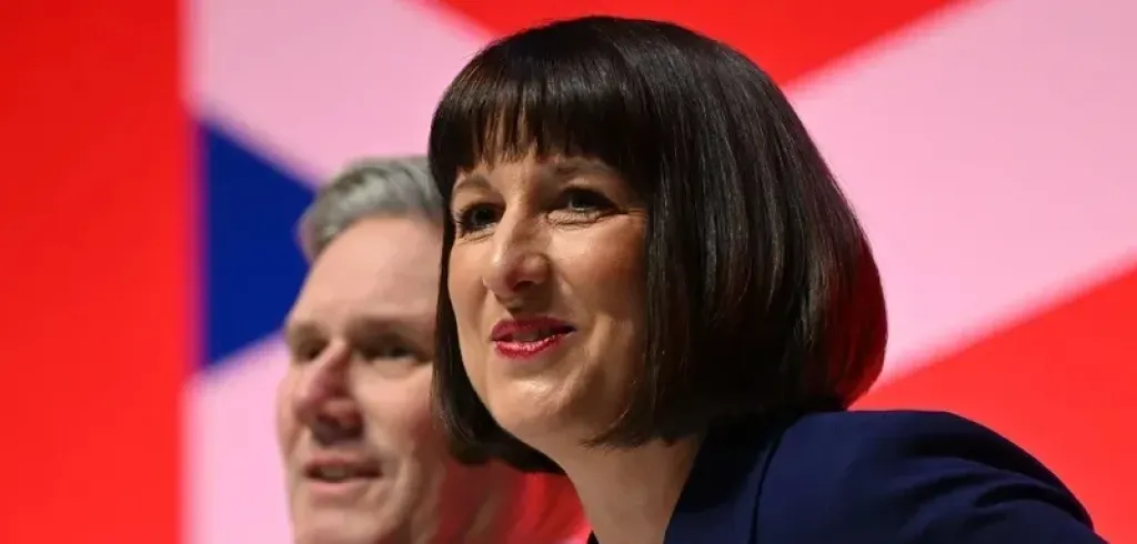 وزيرة الخزانة البريطانية تعتذر عن تأجير منزل عائلتها دون ترخيص