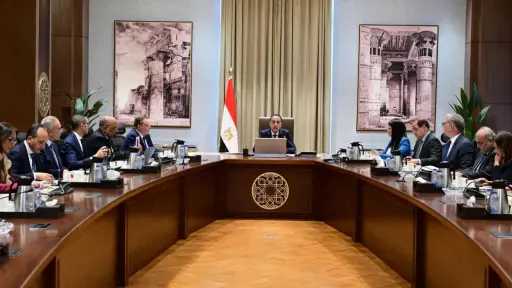 رئيس الوزراء يتابع موقف تنفيذ مشروعات الطاقة المُتجددة وربطها على الشبكة القومية للكهرباء