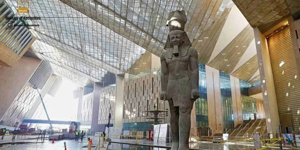 الهيئة المصرية العامة للكتاب تقدم خصومات حتى 25% على إصداراتها احتفالا بافتتاح المتحف المصري الكبير