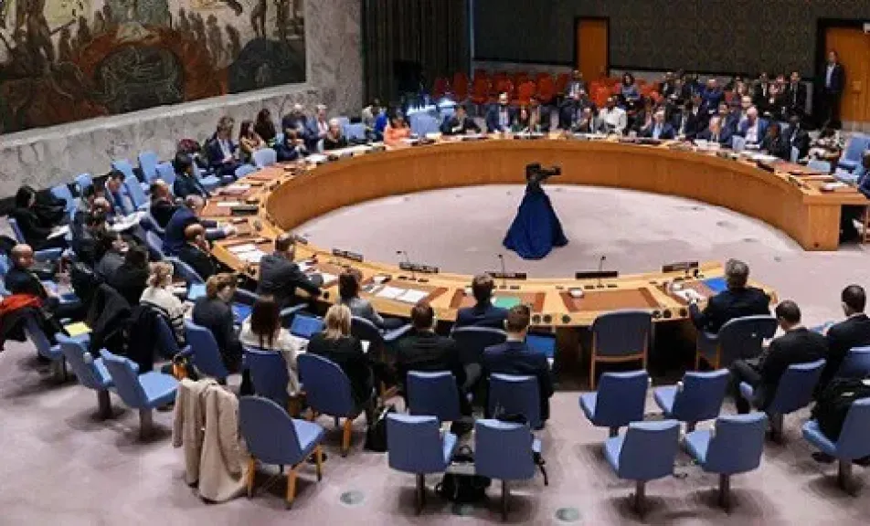 مجلس الأمن يصادق على قرار بمنح الصحراء حكما ذاتيا تحت سيادة المغرب مجلس الأمن يصادق على قرار بمنح الصحراء حكما ذاتيا تحت سيادة المغرب