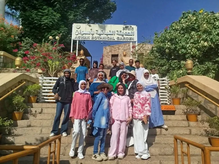 ”الشباب والرياضة تنظم زيارة ميدانية إلى جزيرة النباتات بأسوان ”الشباب والرياضة تنظم زيارة ميدانية إلى جزيرة النباتات بأسوان