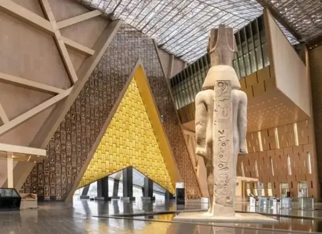 وزير السياحة: نتوقع 18 مليون سائح في 2025