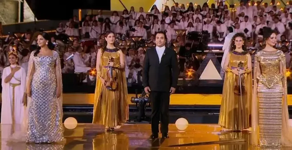 مقطوعة أوبرالية غنائية لرجاء الدين أحمد بصحبة فاطمة سعيد وشيرين أحمد طارق بافتتاح المتحف المصري الكبير