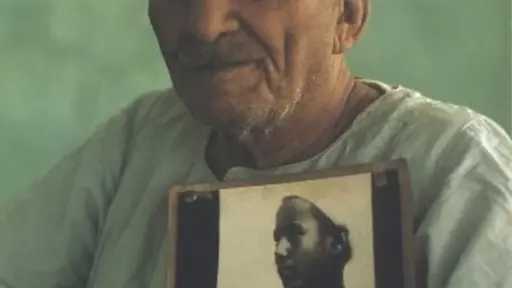 قصة الطفل الذي دل المكتشف البريطاني علي مكان مقبرة الملك ”توت عنخ امون”