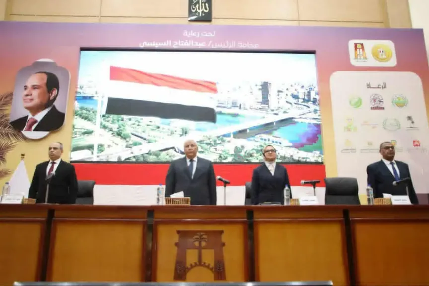 محافظ الوادي الجديد يشهد الندوة التثقيفية حول جهود هيئة الرقابة الإدارية في مكافحة الفساد