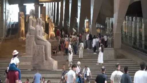 وزير السياحة: 3 ملايين سائح إضافي هذا العام.. وسنتجاوز 18 مليونا بنهاية العام