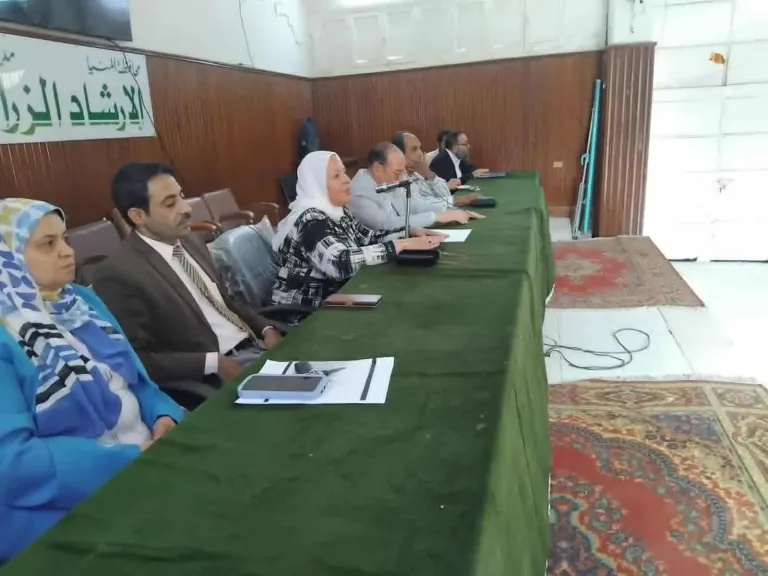 افتتاح برنامج مكافحة أمراض المحاصيل الحقلية والبستانية المنتشرة في المنيا