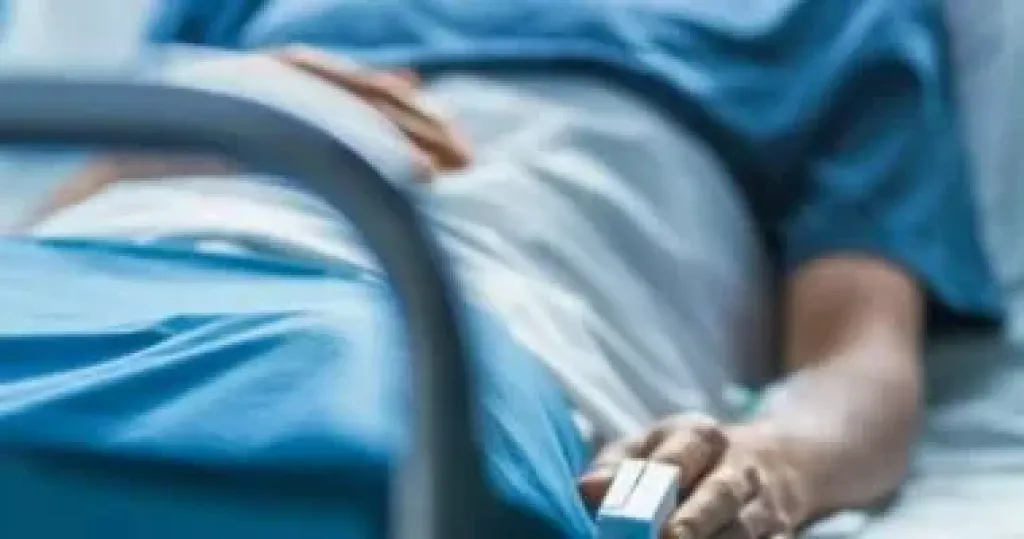 وزير الصحة الاسبق : انتاج دواء جديد لعلاج سرطان الرئة محليا