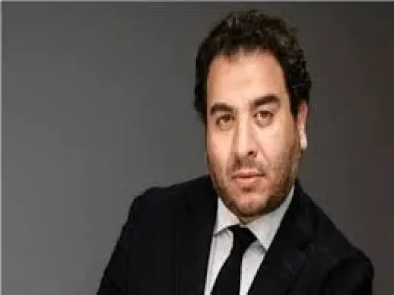 التينور المصري العالمي رجاء الدين أحمد: فخور بمشاركتي في حفل افتتاح المتحف الكبير