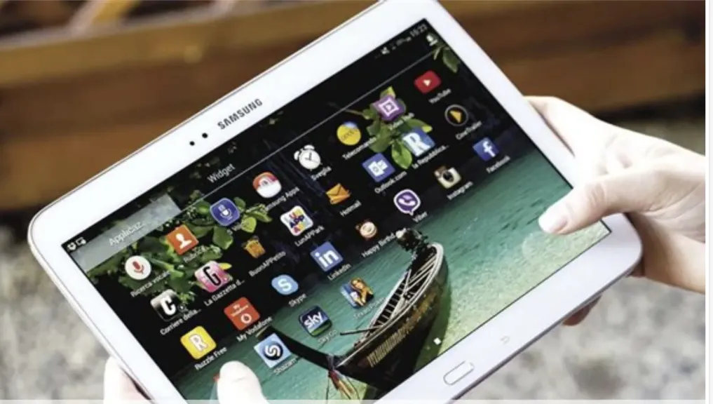 «لو التابلت المدرسي ضاع منك أو عايز تصلحه».. اعرف الخطوات والأوراق المطلوبة