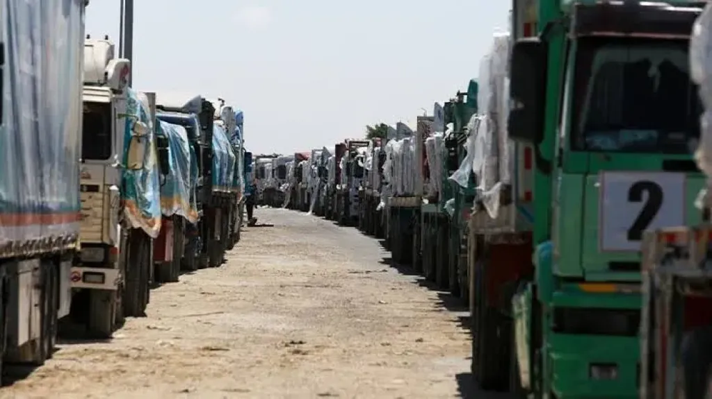 غزة: دخول 28% فقط من شاحنات المساعدات المتفق عليها