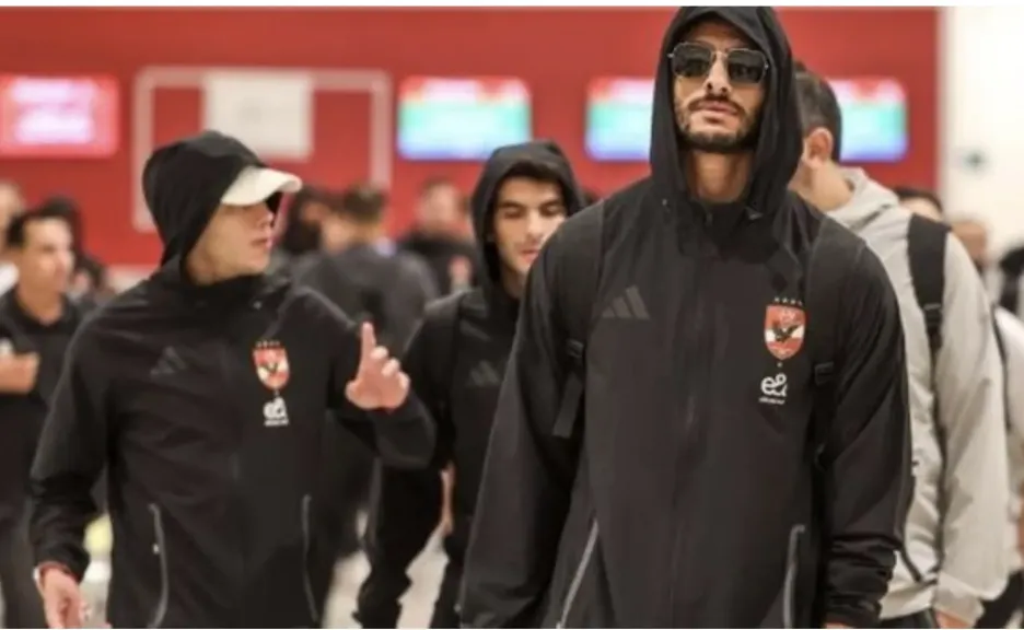 الأهلي يصل لملعب هزاع بن زايد استعدادا لمواجهة سيراميكا كليوباترا في السوبر