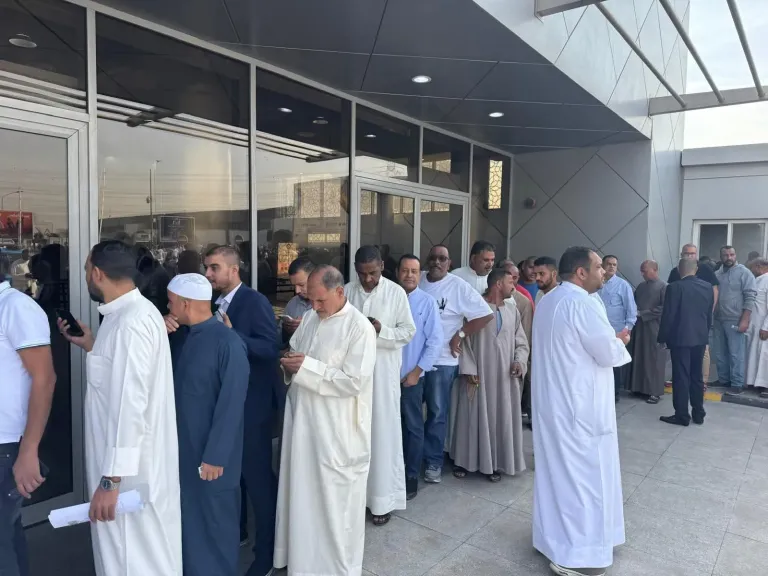 حقيقة تواجد مناديب للمرشحين بالخارج اثناء عملية التصويت للمتابعة