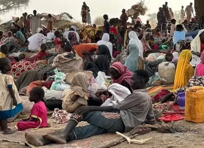 كارثة إنسانية في دارفور.. أطباء بلا حدود تحذر من تفاقم سوء التغذية بين نازحي الفاشر