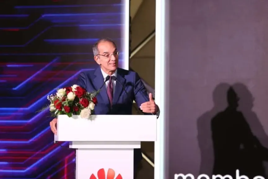 وزير الاتصالات يشهد احتفالية شركة هواوي العالمية بمناسبة مرور 25 عامًا على وجودها في مصر