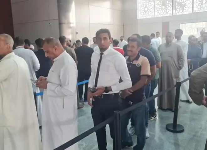 استمرار تصويت المصريين بالخارج في انتخابات مجلس النواب 2025 واقبال ابناء الجالية بالكويت