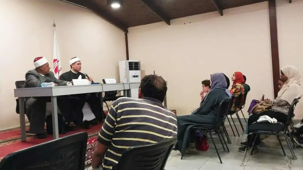 أوقاف الجيزة تشارك في ندوة إدمان السوشيال ميديا بمكتبة مصر