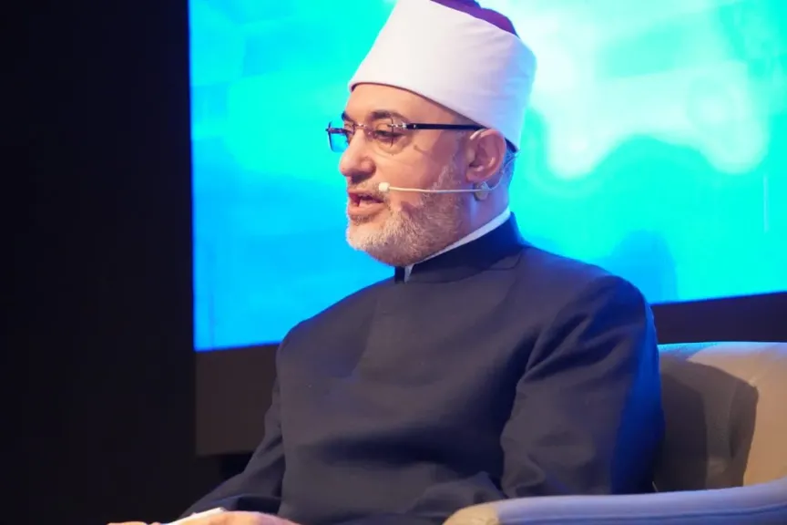 مفتي الجمهورية عن موقف الإسلام من مستجدات الذكاء الاصطناعي: انفتاح راشد ومنضبط