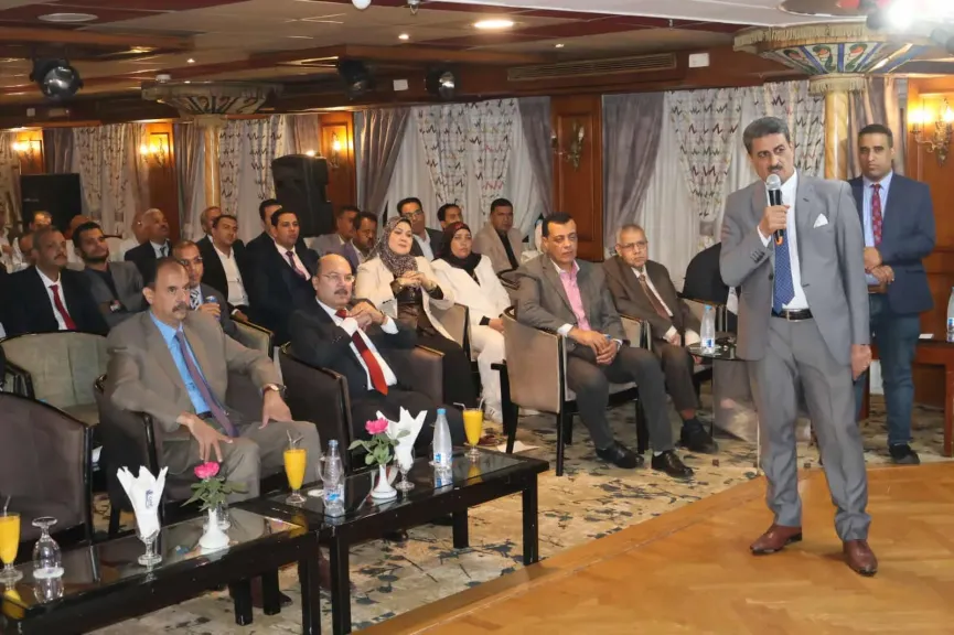 محافظ سوهاج يشيد بجهود التموين في ضبط الأسواق وتوفير السلع خلال احتفالية تموين سوهاج في عام