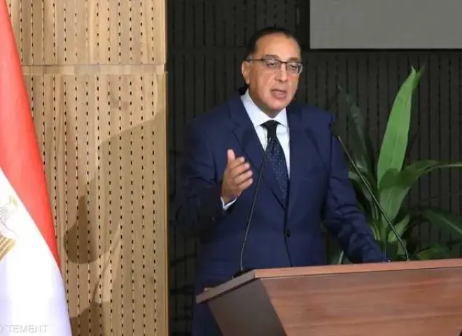 اليوم.. رئيس الوزراء يفتتح معرض النقل الذكي ومؤتمر صناعة التعهيد