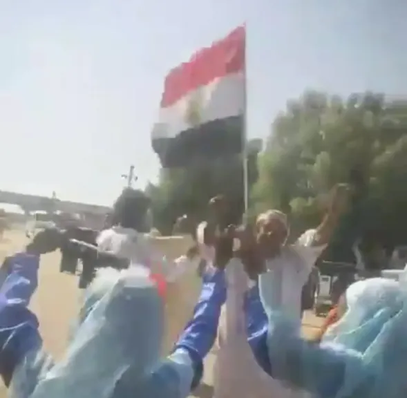 بالأعلام والأغاني النوبية.. أهالي نصر النوبة يتوافدون على لجان انتخابات مجلس النواب