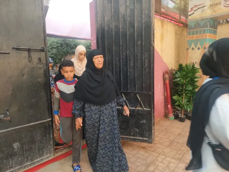 النائبة هايدي المغازي تدلي بصوتها وتشدد: المشاركة واجب وطني وتأكيد على قوة الإرادة الشعبية