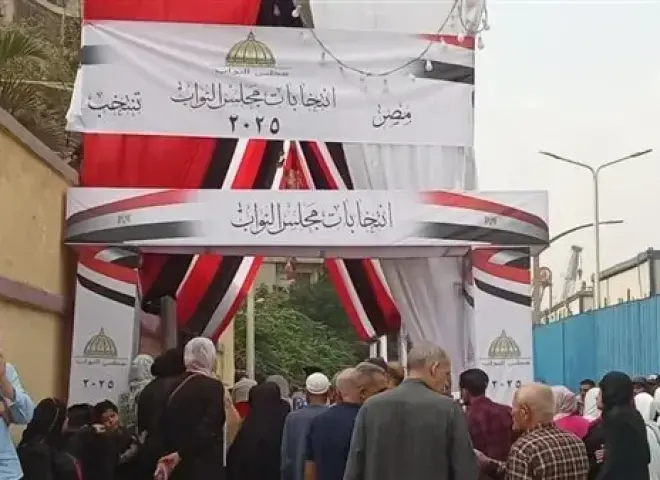 غلق باب التصويت بالمرحلة الثانية باللجان الانتخابية