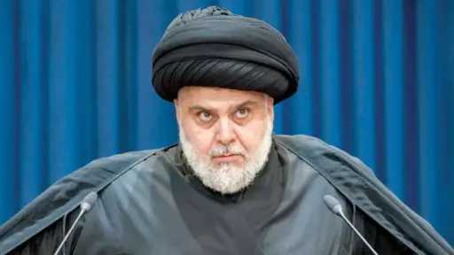 الصدر ينفي دعم أي طرف في انتخابات العراق ويؤكد التزامه بالمقاطعة