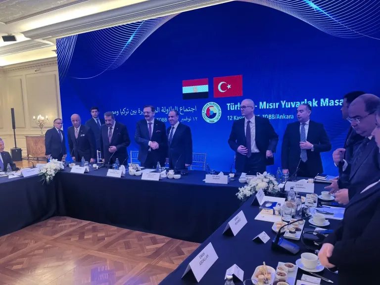 وزير الخارجية يزور مقر اتحاد الغرف والبورصات التركية (TOBB) في أنقرة