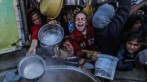 الأونروا: 90 % من سكان قطاع غزة يعانون من سوء التغذية