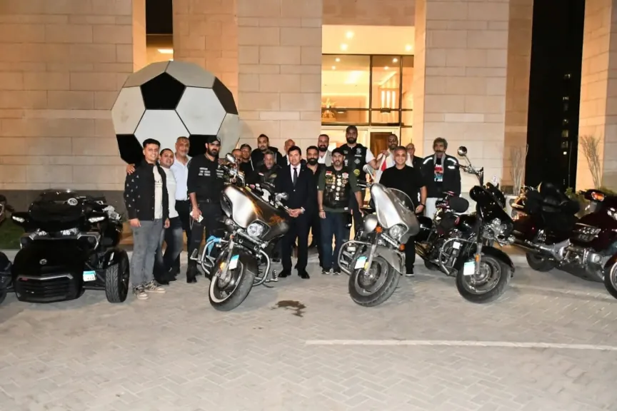 وزير الشباب والرياضة يلتقي شباب الدراجات النارية والسيارات الرياضية تمهيدًا لجولة بسيناء