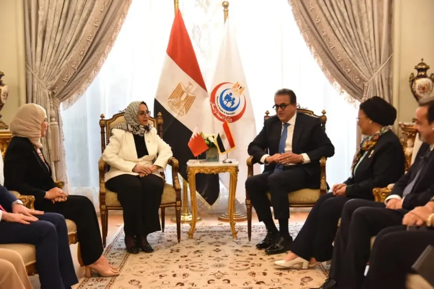 وزير الصحة يستقبل وزيرة صحة البحرين لبحث ملفات التعاون المشترك