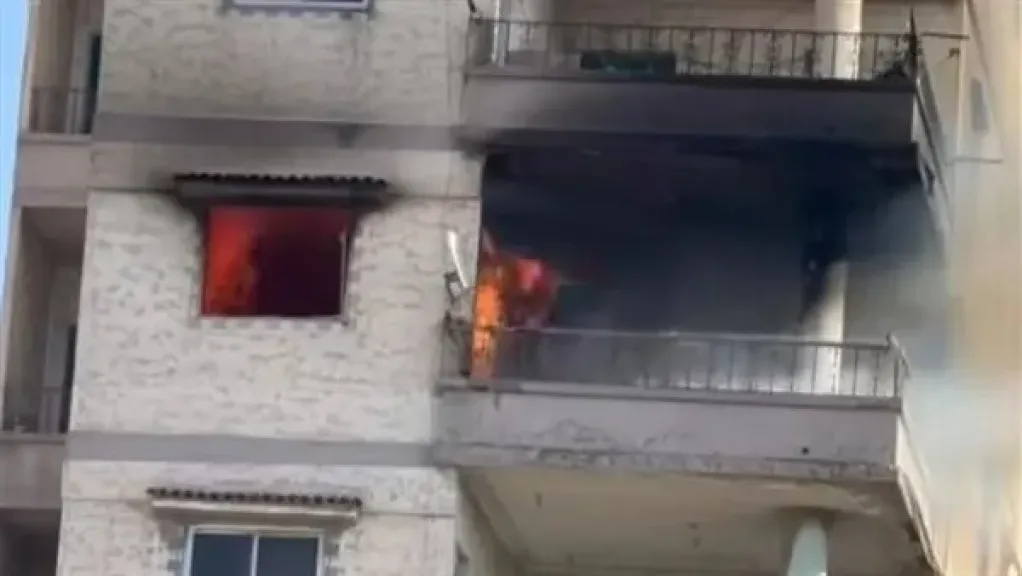 إخماد حريق داخل شقة سكنية في المعادي دون إصابات