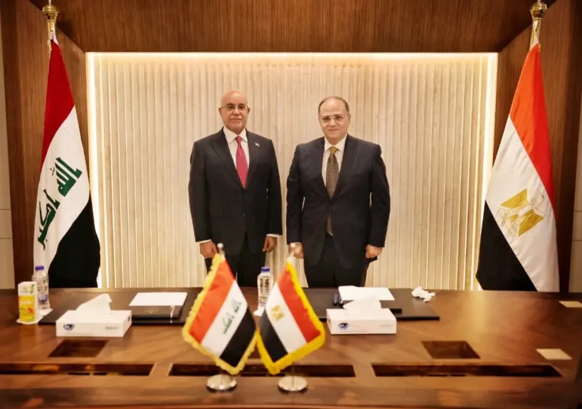 رئيس هيئة الدواء المصرية يستقبل وزير صحة العراق لتعزيز التعاون الدوائي المشترك