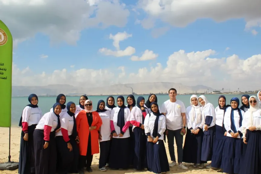 البيئة تكثف أنشطتها بتنفيذ ندوات  توعوية بعدد من مدارس ومعاهد محافظة السويس