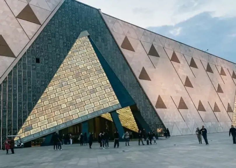 مدير الترميم بالمتحف الكبير: المركز أول مبنى في المشروع.. وتمر كل القطع عليه