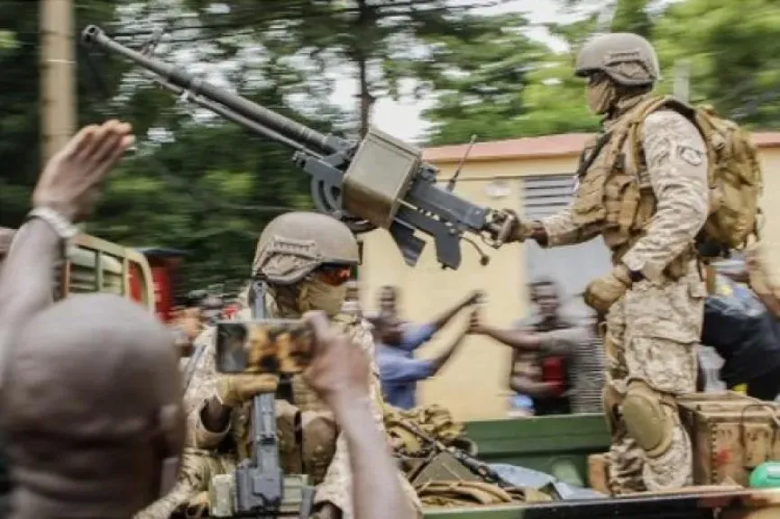 الجزائر تعرب عن قلقها من تعاظم الأخطار الإرهابية في مالي