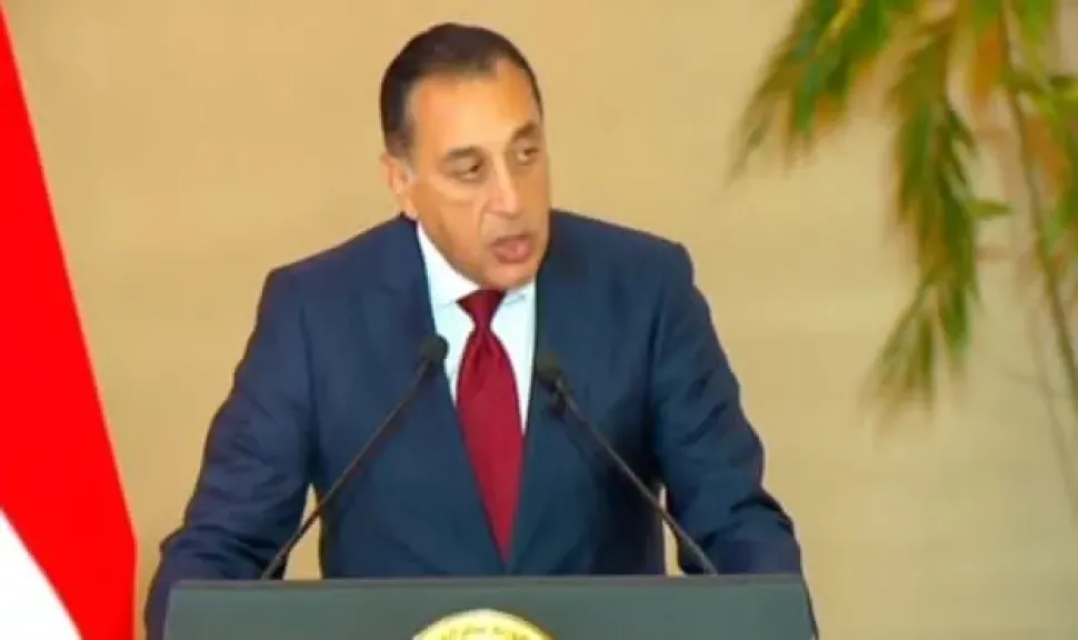 مدبولي: طرح جزء من ذهب مضبوطات النيابة العامة الذي يتمتع بقيمة تاريخية ومالية للبيع بالمزاد العلني