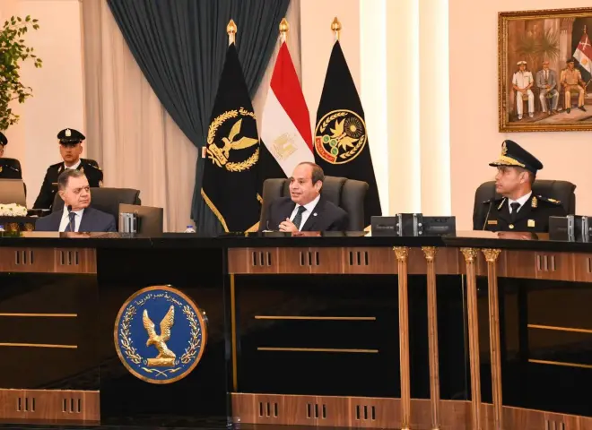 الرئيس السيسي: لازم نشتغل بجودة كويسة في كل قطاعات الدولة لتحقيق معدلات نمو اقتصادي متقدمة