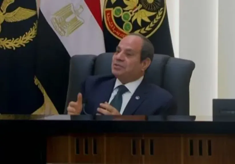 الرئيس السيسي: والله أنا الوحيد إللي عارف إن إيد ربنا معايا.. إحنا بالحسابات البلد دي ماتقومش أبدا