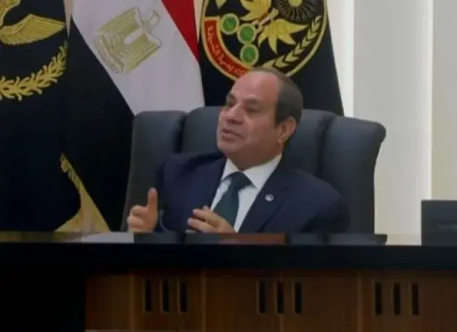 الرئيس السيسي: والله أنا الوحيد إللي عارف إن إيد ربنا معايا.. إحنا بالحسابات البلد دي ماتقومش أبدا