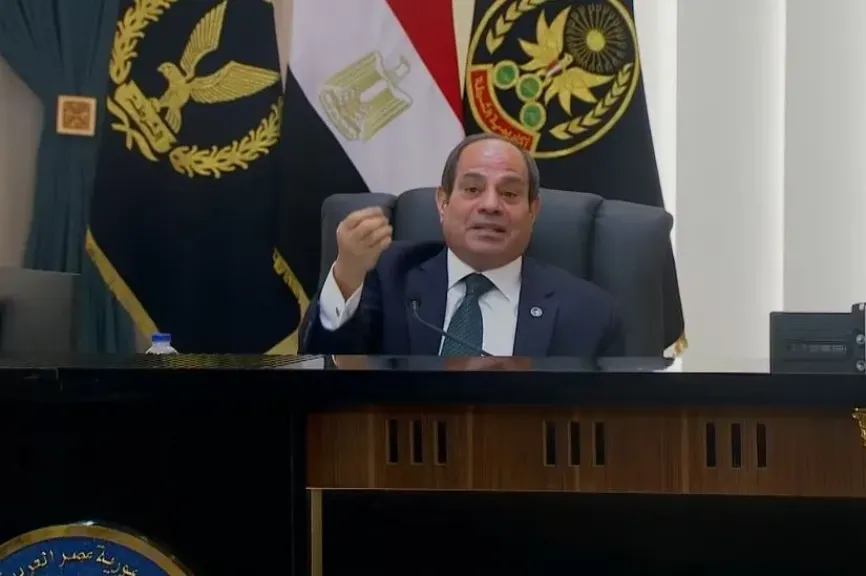 هي نسب الطلاق زادت ليه؟.. الرئيس السيسي يعلق على مشاهد الفيلات في المسلسلات والأفلام