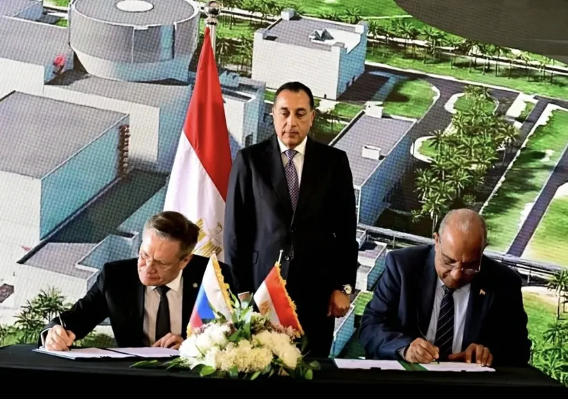 رئيس الوزراء يشهد توقيع أمر شراء الوقود النووي لمحطة الضبعة النووية