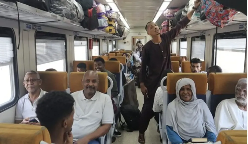 السكة الحديد تواصل تنفيذ العودة الطوعية بتسيير الرحلة 33 للأشقاء السودانيين